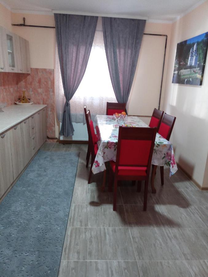 Valja Mare Moma Apartman Galambóc Kültér fotó